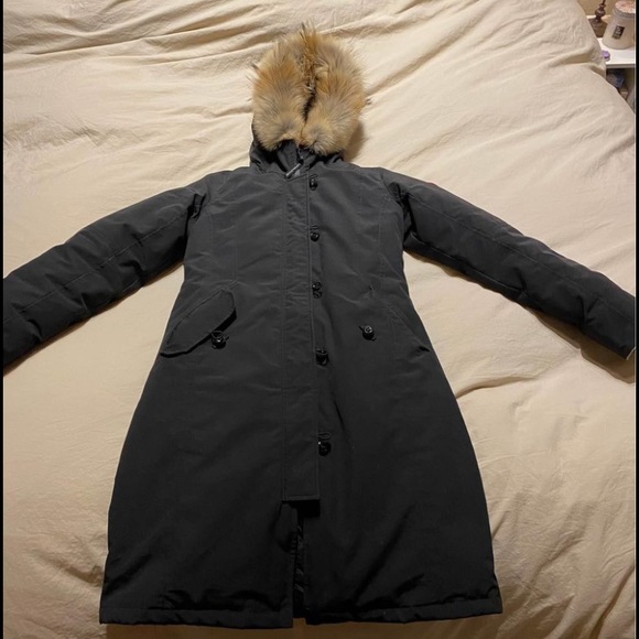 Canada Goose Parka - Picture 1 of 5